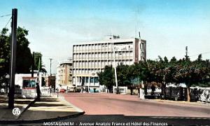 Mostaganem - Avenue Anatole France et Hotel des Finances